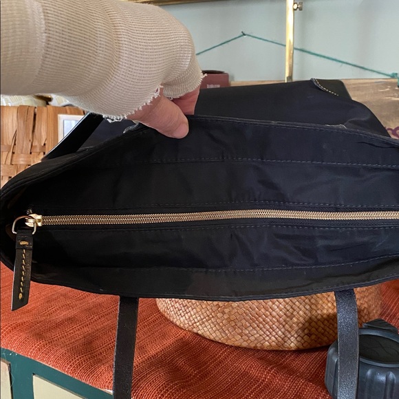 Dooney & Bourke Nylon Double Handles Zipper Tote Shoulder Bag Black - Picture 6 of 11